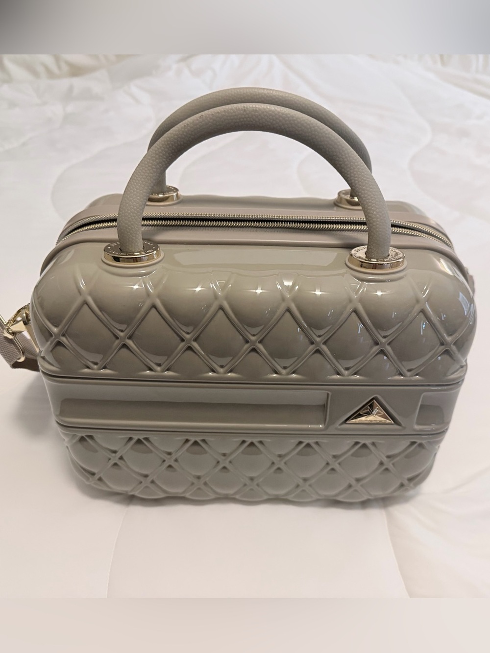 TRIFORCE Elite Performance Travelware Hard Shell Travel Beauty Makeup Case Bag